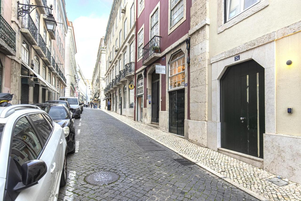 Cozy Downtown Studio By Lovelystay Lisbon Exterior photo